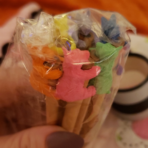 JUICY COUTURE  COLORED PENCILS - Picture 7 of 7